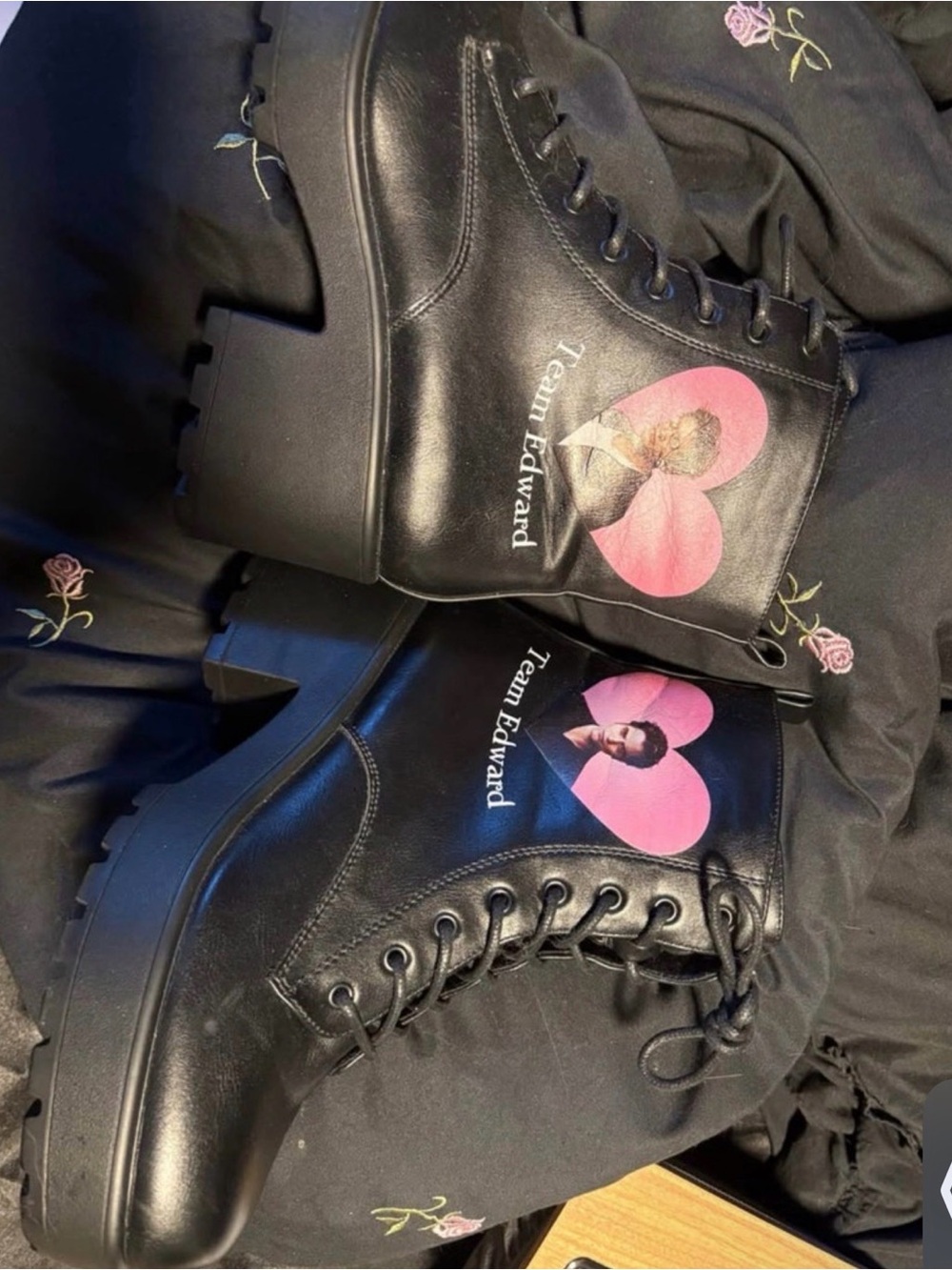Black Platform Lace-Up Women's Boots team Edward. Twilight boots.